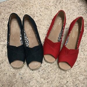 Toms black, red peep toe wedges size 6.5 NWOT